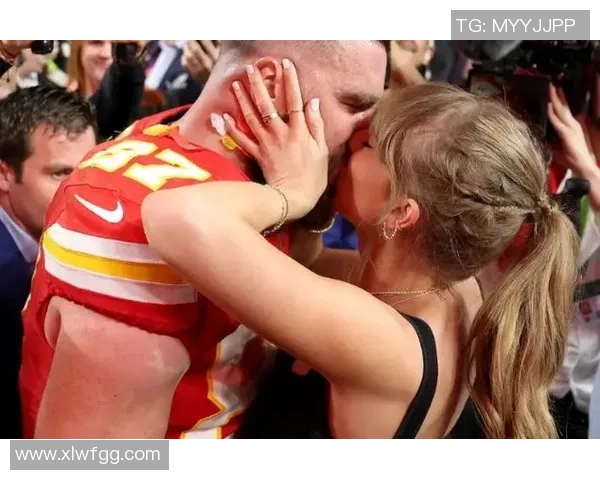 霉霉与足球明星的浪漫邂逅与情感波动解析